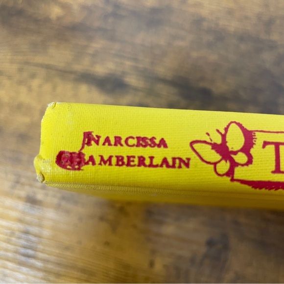 Vintage The Omelette Book 1984 Knoff Copyright 1955 Yellow Red Farm House Style - Picture 12 of 15